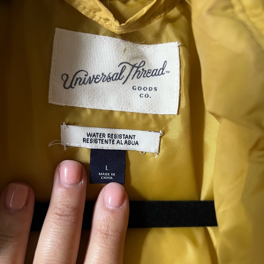 Universal Thread Yellow puffer Jacket - Picture 3 of 7